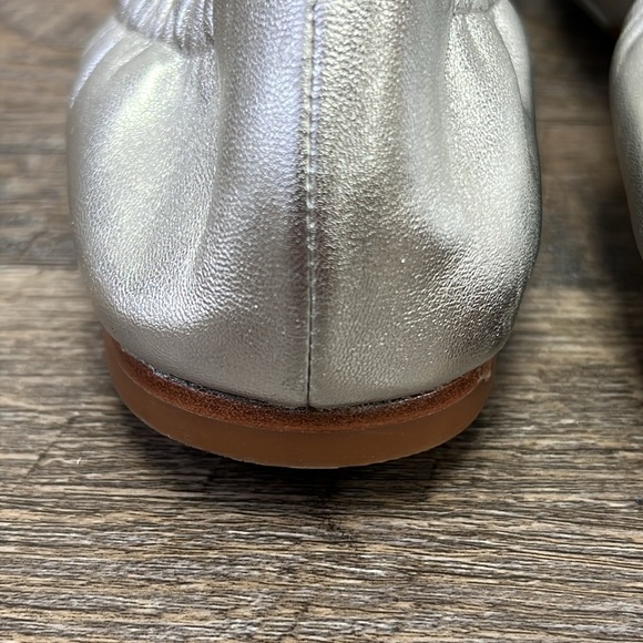 Tory Burch Silver Metallic Leather Ballet Flats Size 8 - Picture 12 of 13